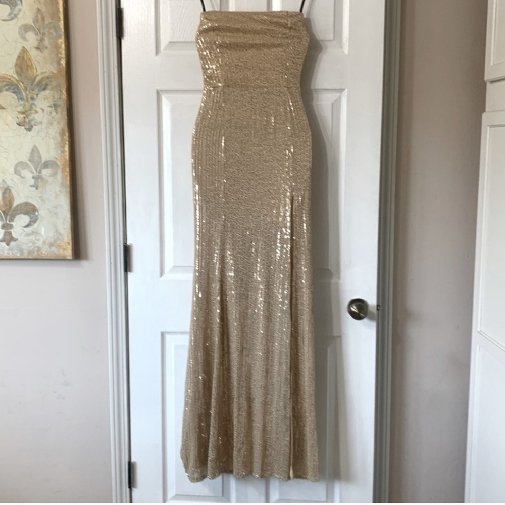 Maniju Sequin Strapless Dress